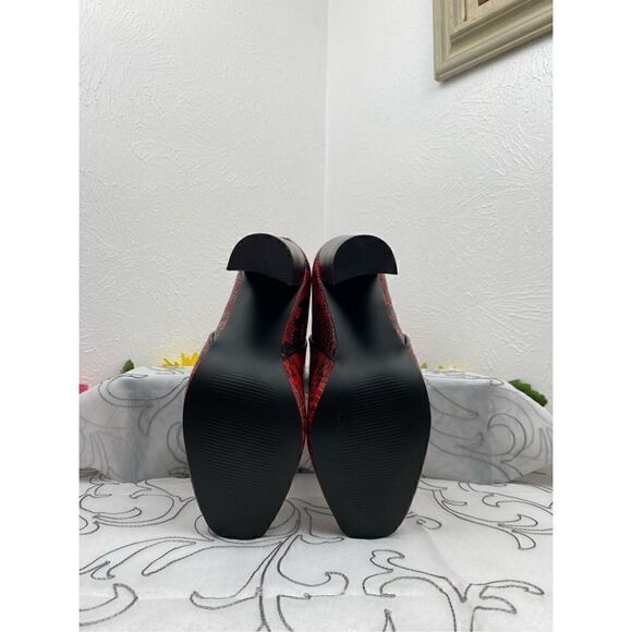 Aqua/Soren Block Heel Booties/Red/Size 7 - Picture 7 of 9